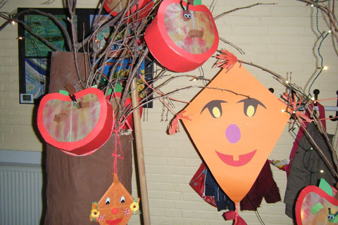 Laternenausstellung 2010 - Klasse 1b