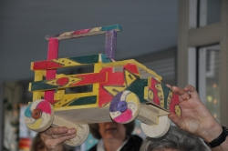 Holzauto