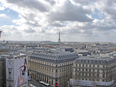        6---Blick_auf_Paris_mit_Eiffelturm                        