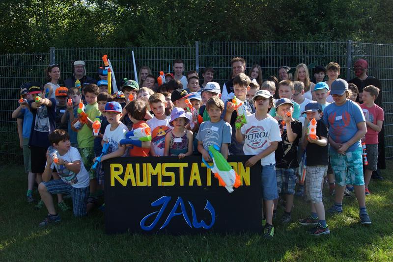 Kinder_JAW_WAR_2015            