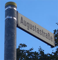 Stra&szlig;enschild Augustastra&szlig;e