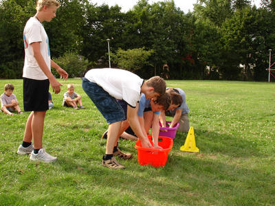              Schlag das Team-3                  