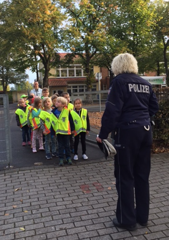 wbs_Igelklasse_Frau N&ouml;cker