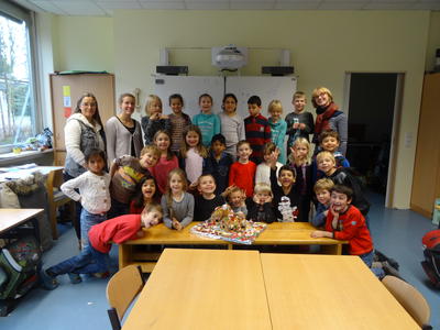 wbs_Klassenfoto Hexenhaus                               