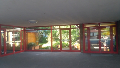 Eingang Hauptstandort