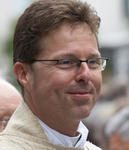 Pfarrer Hennes