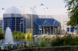 Hildener Stadthalle und Stadtpark