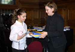 Vorlesewettbewerb 2005 - Stadtentscheidt - Karima Hamdan und Nadine Reinhold