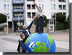 Spielmobil - Weltball